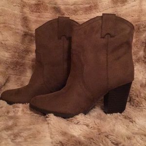 ‼️LAST CHANCE‼️ Cowboy Suede Bootie Heels